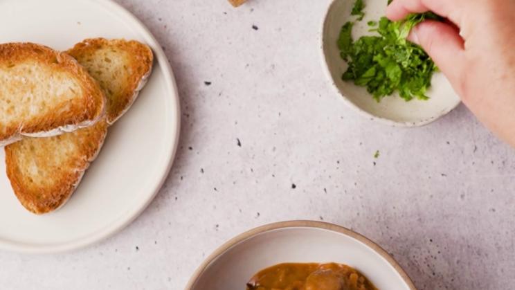 CREAMY CREMORA PERI-PERI CHICKEN LIVERS