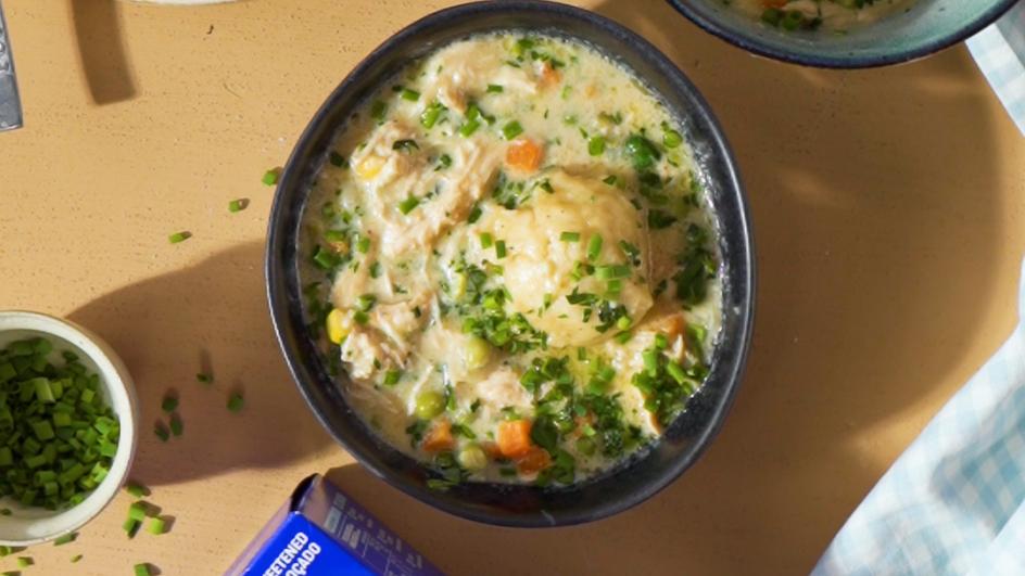 CREAMY CREMORA CHICKEN DUMPLINGS