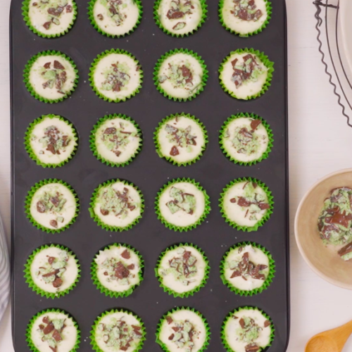 https://www.cremora.co.za/sites/default/files/styles/ln_search_recipe_resultsmall/public/srh_recipes/830a292f8cdc05242d8ea9aff6c3029c.png?h=ae350618&itok=JB-LCoS8