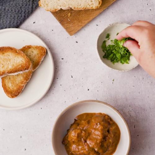 https://www.cremora.co.za/sites/default/files/styles/ln_search_recipe_resultsmall/public/srh_recipes/ad40db3453eec461a5836c78a0e1edff.jpg?h=8e28f27e&itok=kS62_Z9q